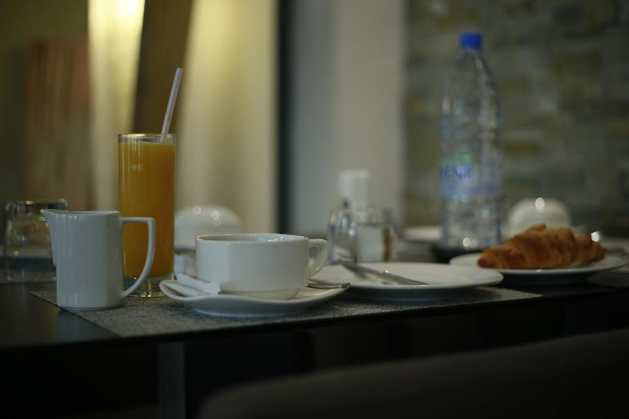 Rysara Hotel Дакар Экстерьер фото